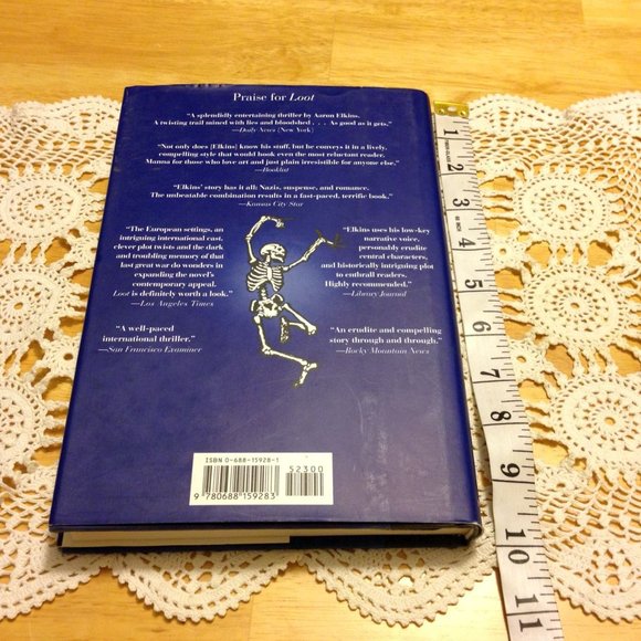 Thriller, Aaron Elkins Skeleton Dance - Picture 2 of 8